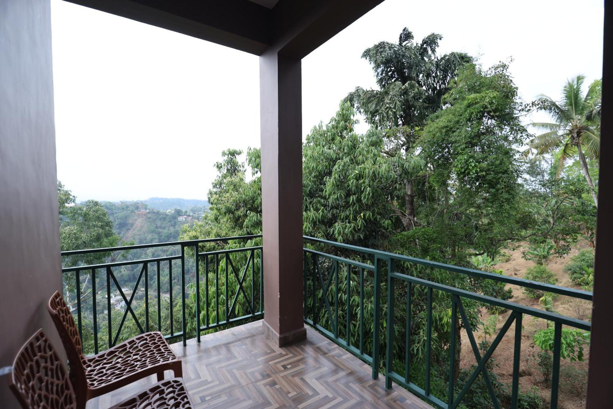 Lazo Golden Valley Resort , Муннар Экстерьер фото